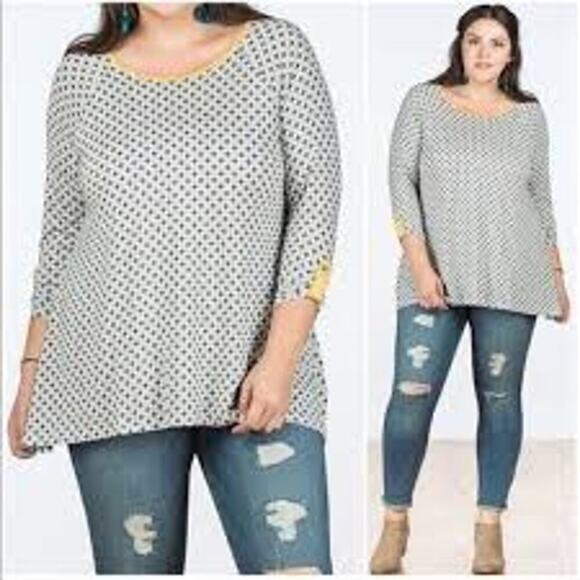 Matilda Jane Tunic Top Woman's Small White Black Yellow Trim Patterned Loose - Picture 12 of 15